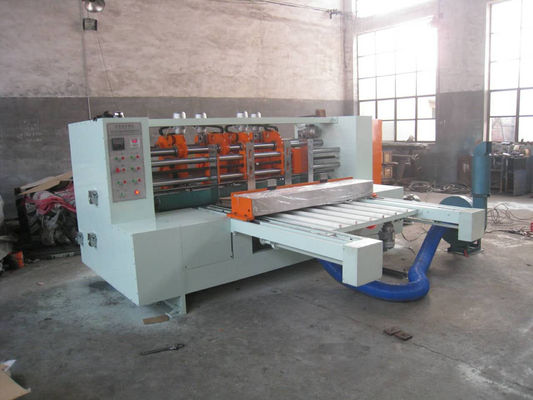 150 Pcs/Min Máquina de fecho corrugada de tabuleiro Máquina de fecho rotativo K-C-1220E