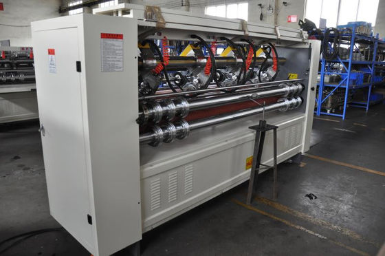 Lâmina fina 4KW Equipamento de pontuação de cortador 220V 141m/min Velocidade máxima BFY-2500DT8