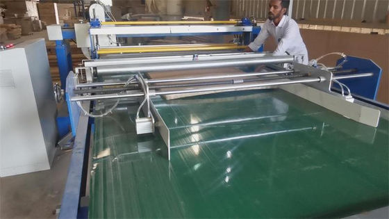 NCC-1300 PLC Control Honeycomb Board Cross Cutter com operação touch screen