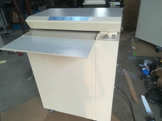 2.2KW Corte de papel industrial 12m/min Máquina de trituração de cartão 380V / 50HZ