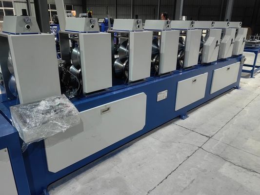 Máquina de fabricação automática de protetor de borda de perfil L 15.3KW 40m/min Velocidade